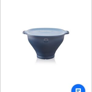 Tupperware Collapsable Microwaveable Popcorn Corn Maker